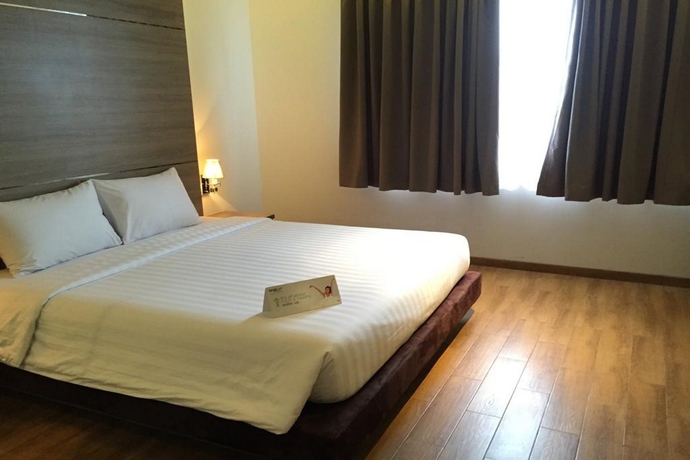 Imagen general del Hotel Whiz Prime Kelapa Gading. Foto 2