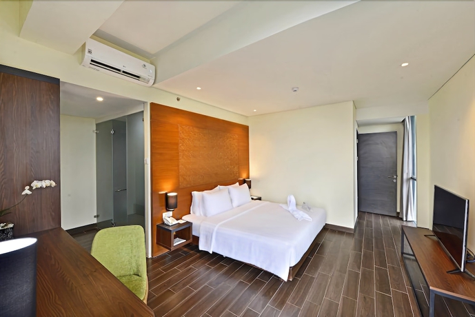 Imagen de la habitación del Hotel Whiz Prime Khatib Sulaiman Padang - Chse Certified. Foto 6