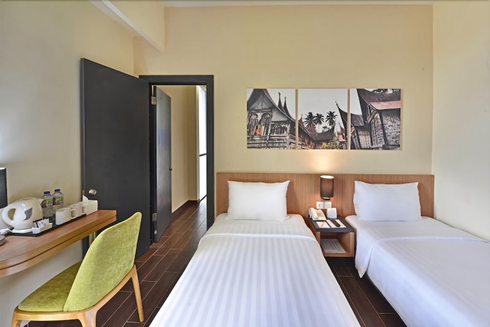 Imagen de la habitación del Hotel Whiz Prime Khatib Sulaiman Padang - Chse Certified. Foto 7