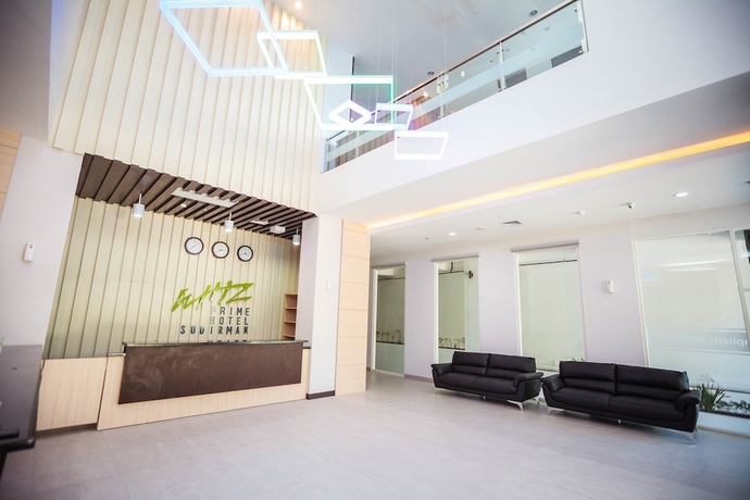 Imagen de los interiores del Hotel Whiz Prime Sudirman Makassar. Foto 15
