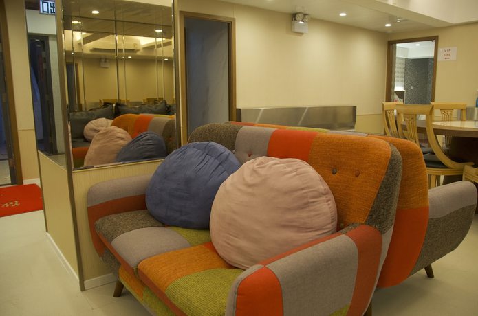 Imagen de los interiores del Hotel Whole Sunshine International. Foto 17