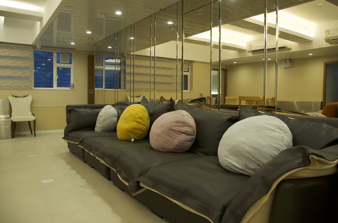 Imagen de los interiores del Hotel Whole Sunshine International. Foto 18