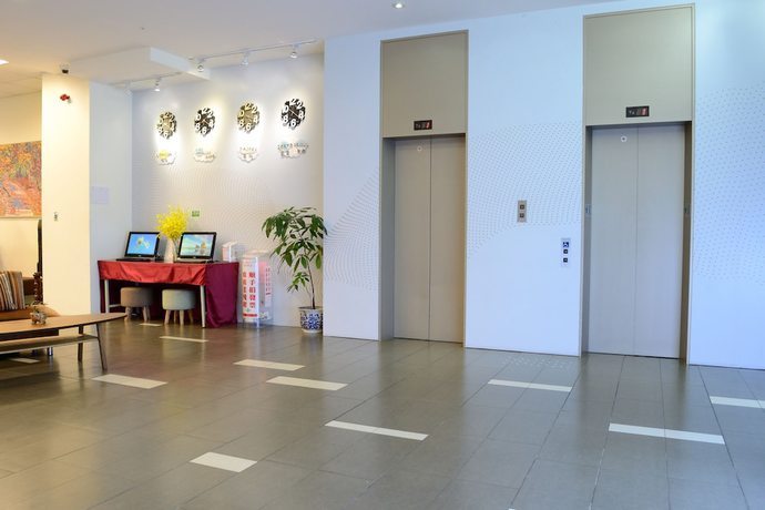 Imagen de los interiores del Hotel Wholesome. Foto 5