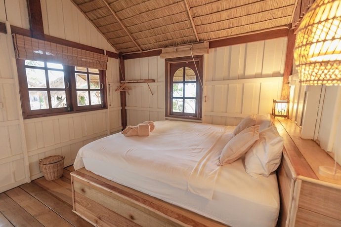 Imagen de la habitación del Hotel Whynam Beach. Foto 11