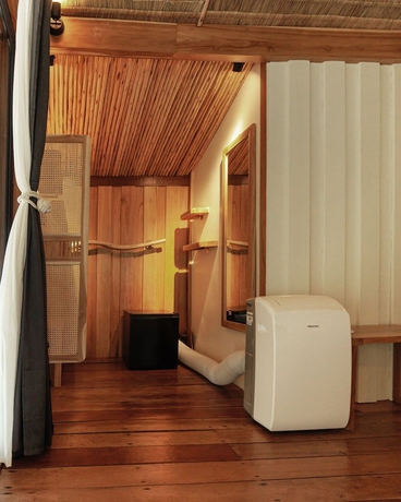 Imagen de la habitación del Hotel Whynam Beach. Foto 13