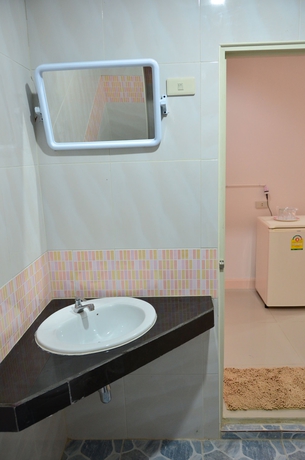 Imagen de la habitación del Hotel Wiangphumin. Foto 11