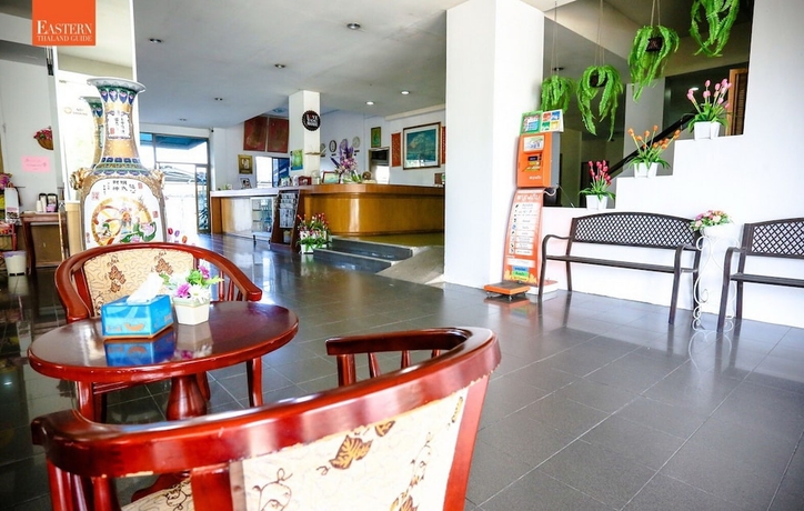 Imagen de los interiores del Hotel Wiangwalee. Foto 12