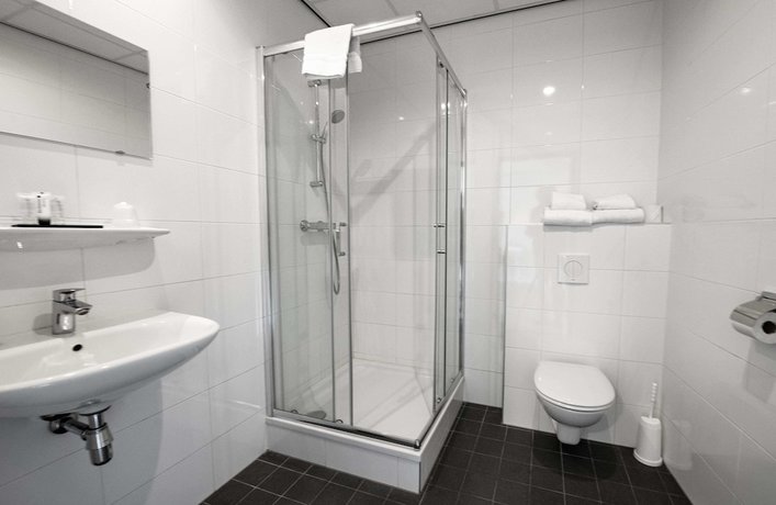 Imagen de la habitación del Hotel Wicc. Foto 16