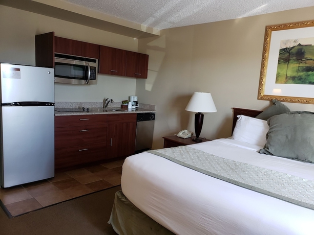 Imagen de la habitación del Hotel Wichita West Inn and Suites. Foto 6