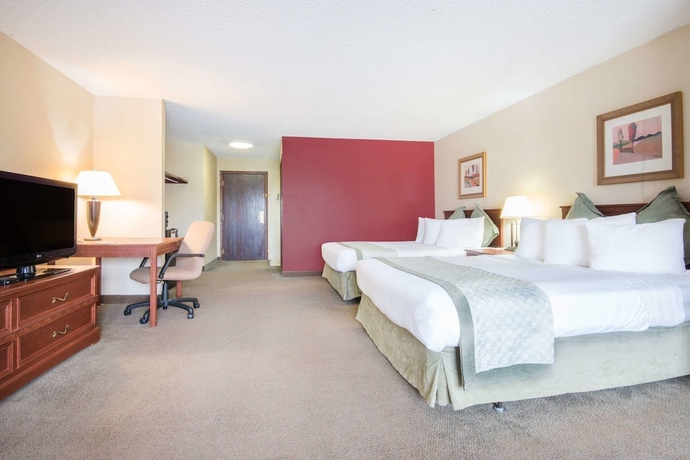 Imagen de la habitación del Hotel Wichita West Inn and Suites. Foto 8