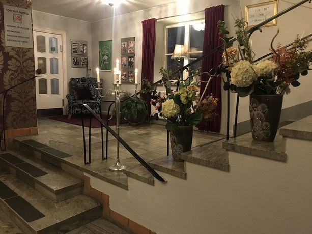 Imagen de los interiores del Hotel Wictoria. Foto 19