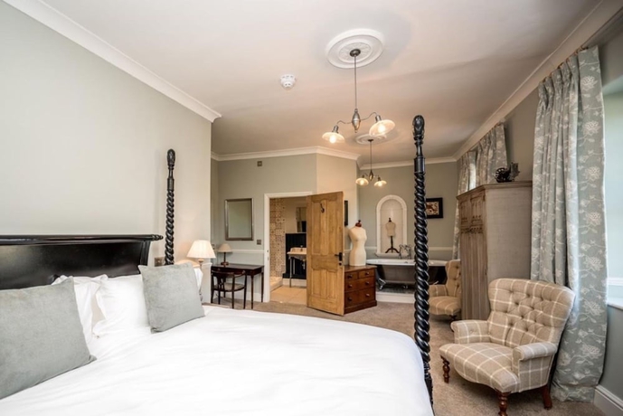 Imagen de la habitación del Hotel Widbrook Grange. Foto 11