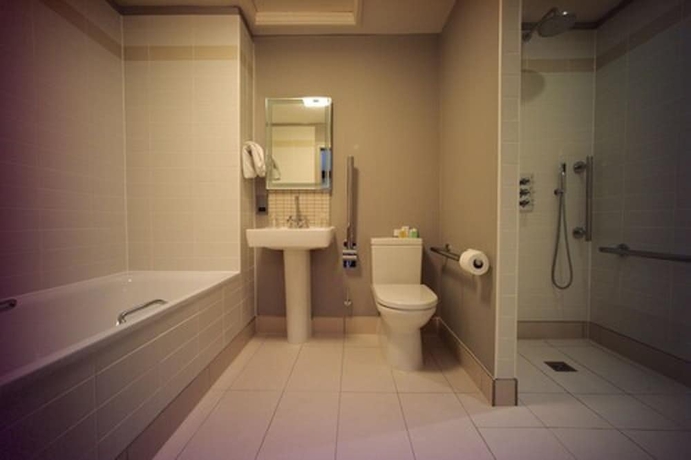 Imagen de la habitación del Hotel Widbrook Grange. Foto 17