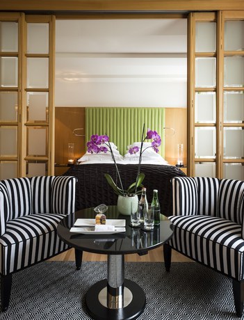 Imagen de la habitación del Hotel Widder. Foto 9