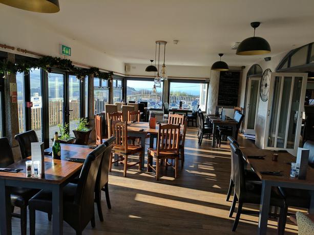 Imagen del bar/restaurante del Hotel Widemouth Manor. Foto 2