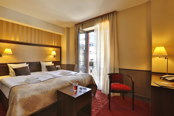 Imagen de la habitación del Hotel Wielopole. Foto 5