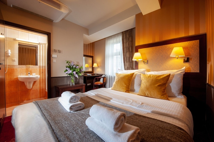 Imagen de la habitación del Hotel Wielopole. Foto 6