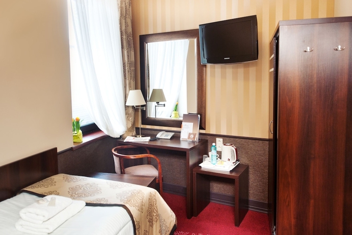 Imagen de la habitación del Hotel Wielopole. Foto 8