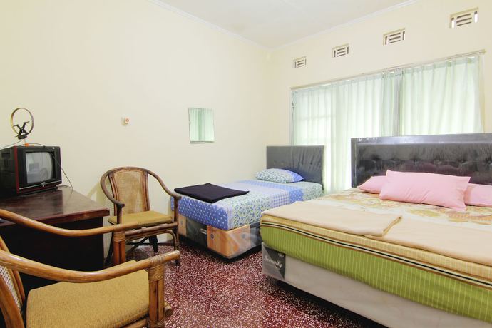 Imagen de la habitación del Hotel Wijaya 1 Kaliurang. Foto 15