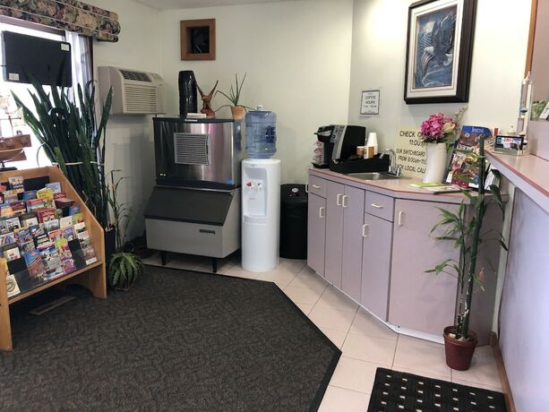 Imagen general del Hotel Wilbraham Inn. Foto 10