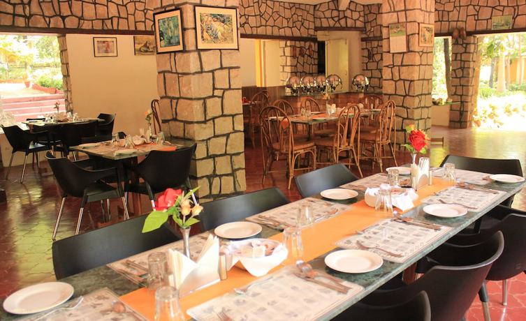 Imagen del bar/restaurante del Hotel Wild Chalet Resort. Foto 3
