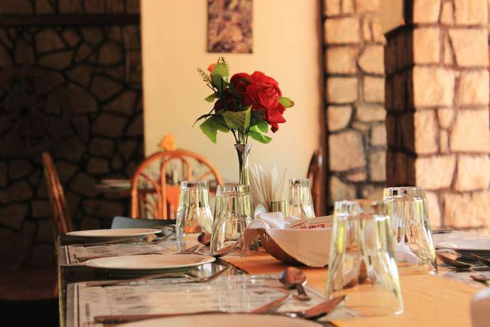 Imagen del bar/restaurante del Hotel Wild Chalet Resort. Foto 10