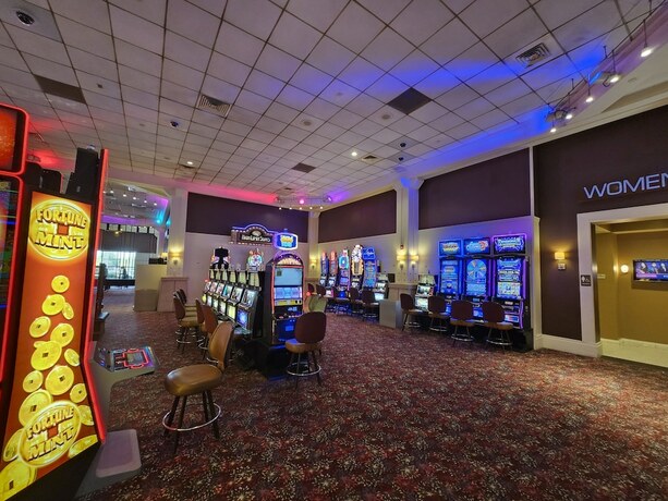 Imagen general del Hotel Wild Rose Casino And Clinton. Foto 5
