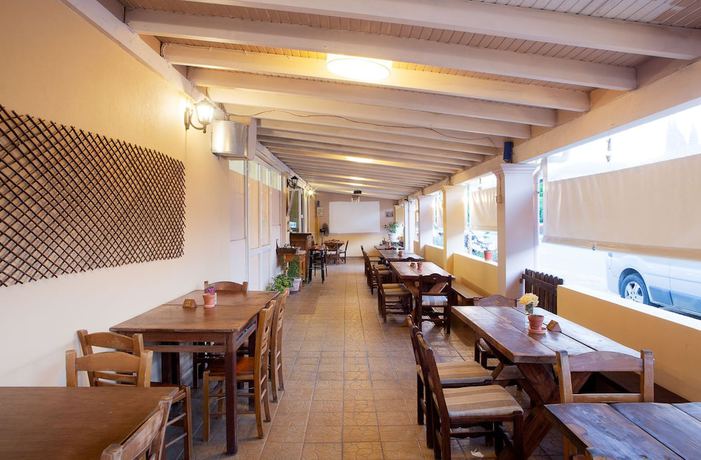 Imagen del bar/restaurante del Hotel Wilde Rose, Corfu. Foto 4