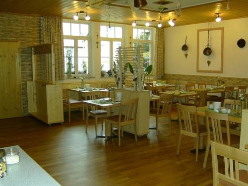 Imagen general del Hotel Wilder Mann Ristorante Pizzeria Lo Scoglio. Foto 2