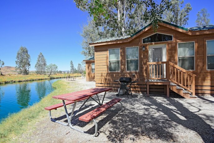 Imagen general del Hotel Wilderness Lakes Rv Resort. Foto 9