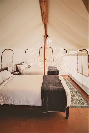 Imagen de la habitación del Hotel Wildhaven Sonoma Glamping. Foto 11