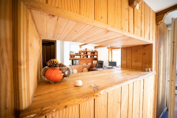 Imagen de los interiores del Hotel Wildrose. Foto 19