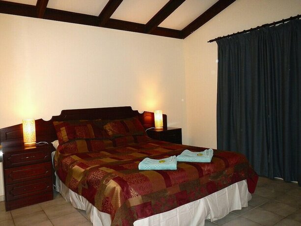 Imagen de la habitación del Hotel Wildsights Villas. Foto 16