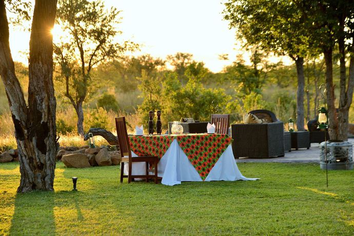 Imagen del bar/restaurante del Hotel Wildtrack Safaris Eco Lodge. Foto 3