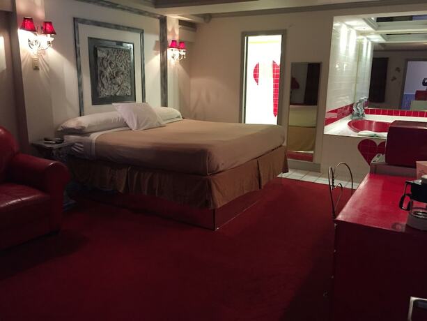 Imagen general del Hotel Wildwood Inn Tropical Dome And Theme Suites. Foto 9