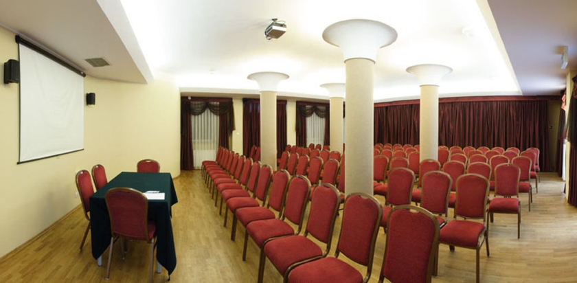 Imagen de los interiores del Hotel Wilga. Foto 9