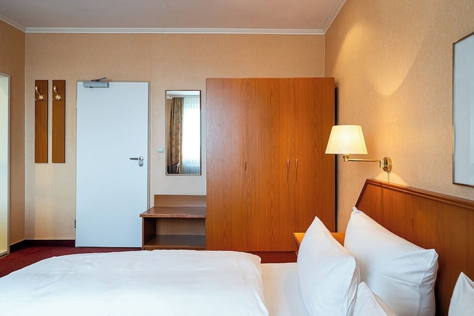 Imagen de la habitación del Hotel Wilhelms Haven. Foto 3