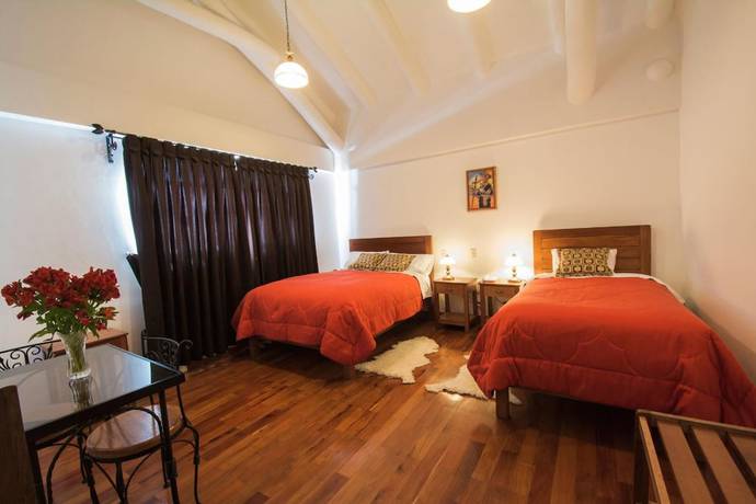 Imagen de la habitación del Hotel Wilkamayu. Foto 11