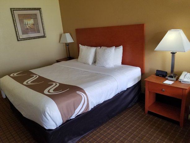 Imagen de la habitación del Hotel Wilkes-Barre Inn and Suites. Foto 9