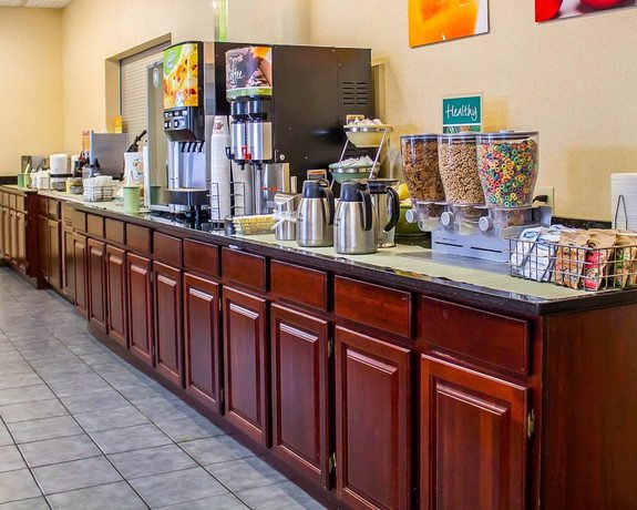Imagen del bar/restaurante del Hotel Wilkes-Barre Inn and Suites. Foto 4