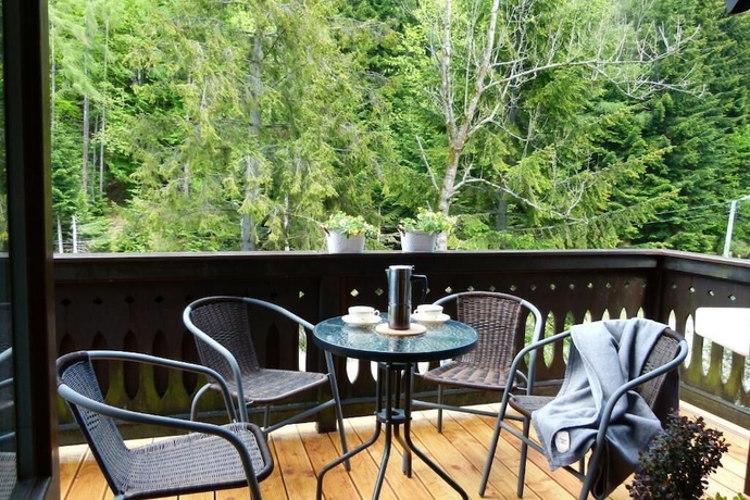 Imagen de los exteriores del Hotel Willa Astoria. Foto 16