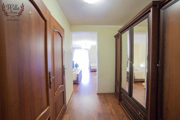 Imagen de la habitación del Hotel Willa Atena. Foto 17