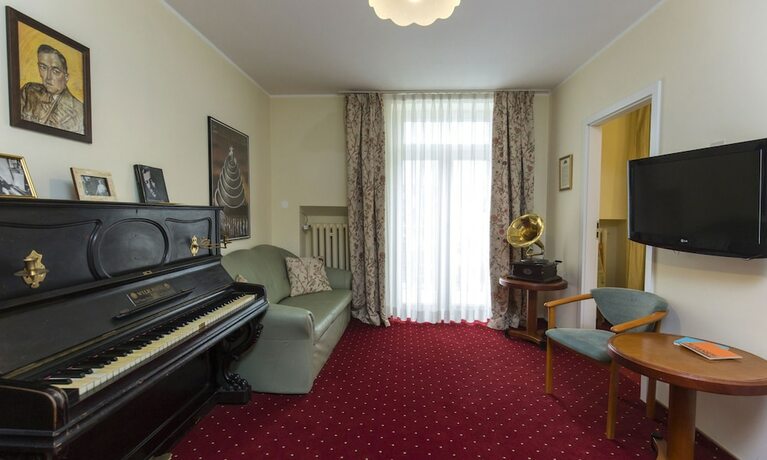 Imagen de la habitación del Hotel Willa Carlton. Foto 18