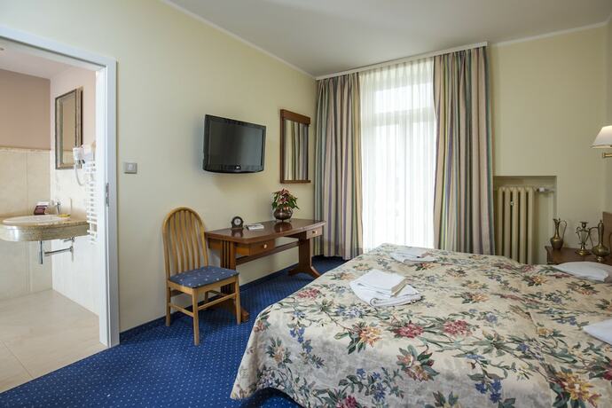 Imagen de la habitación del Hotel Willa Carlton. Foto 26