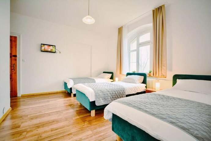 Imagen de la habitación del Hotel Willa Dąbr&oacute;wka. Foto 17