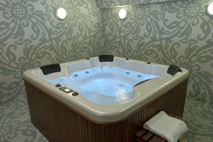 Imagen de la piscina del Hotel Willa Hueta. Foto 20