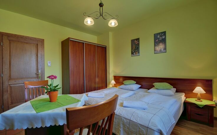 Imagen de la habitación del Hotel Willa Serafin. Foto 17