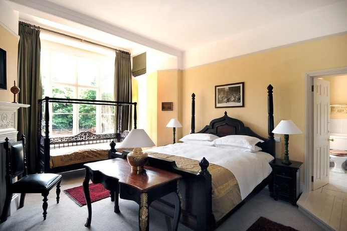 Imagen de la habitación del Hotel William Cecil. Foto 4