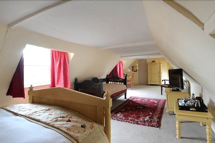 Imagen de la habitación del Hotel William Cecil. Foto 7