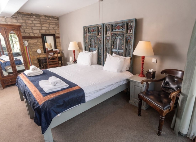 Imagen de la habitación del Hotel William Cecil. Foto 18